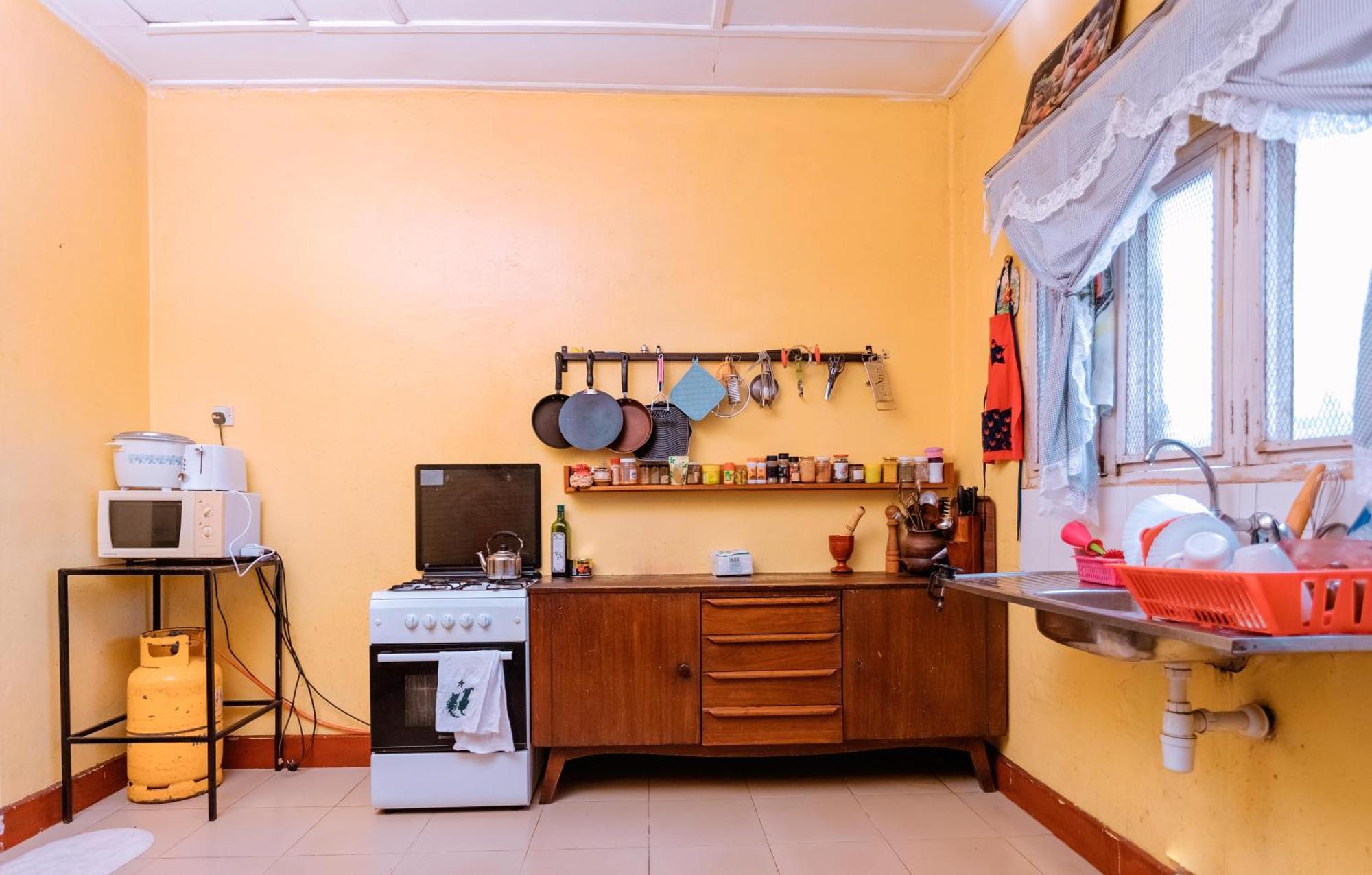 Faraja Homestay- Seamless Comfort In The Heart Of The City - Free Wifi, Warm Hospitality, And Local Delights Await Moshi Esterno foto