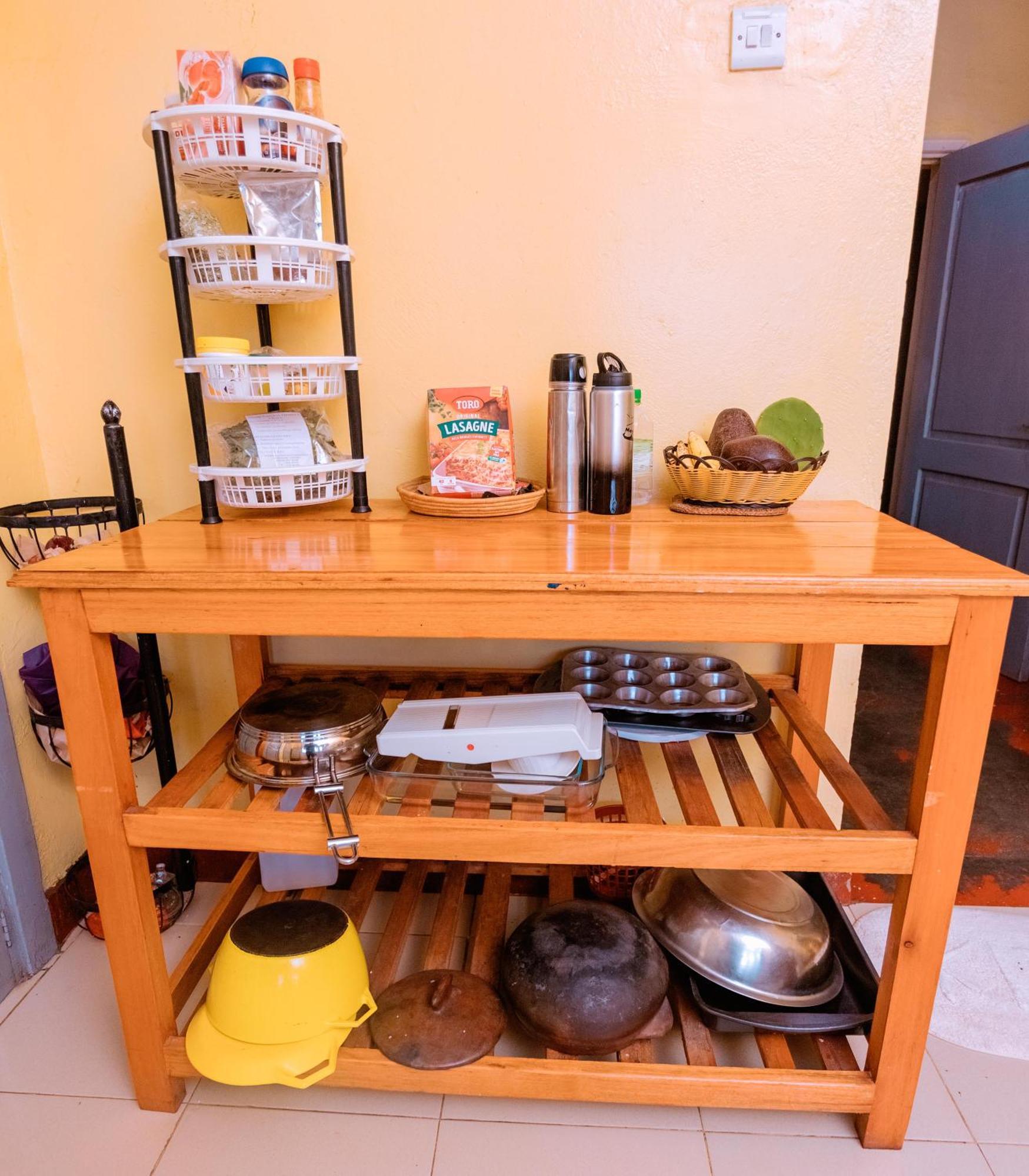 Faraja Homestay- Seamless Comfort In The Heart Of The City - Free Wifi, Warm Hospitality, And Local Delights Await Moshi Esterno foto