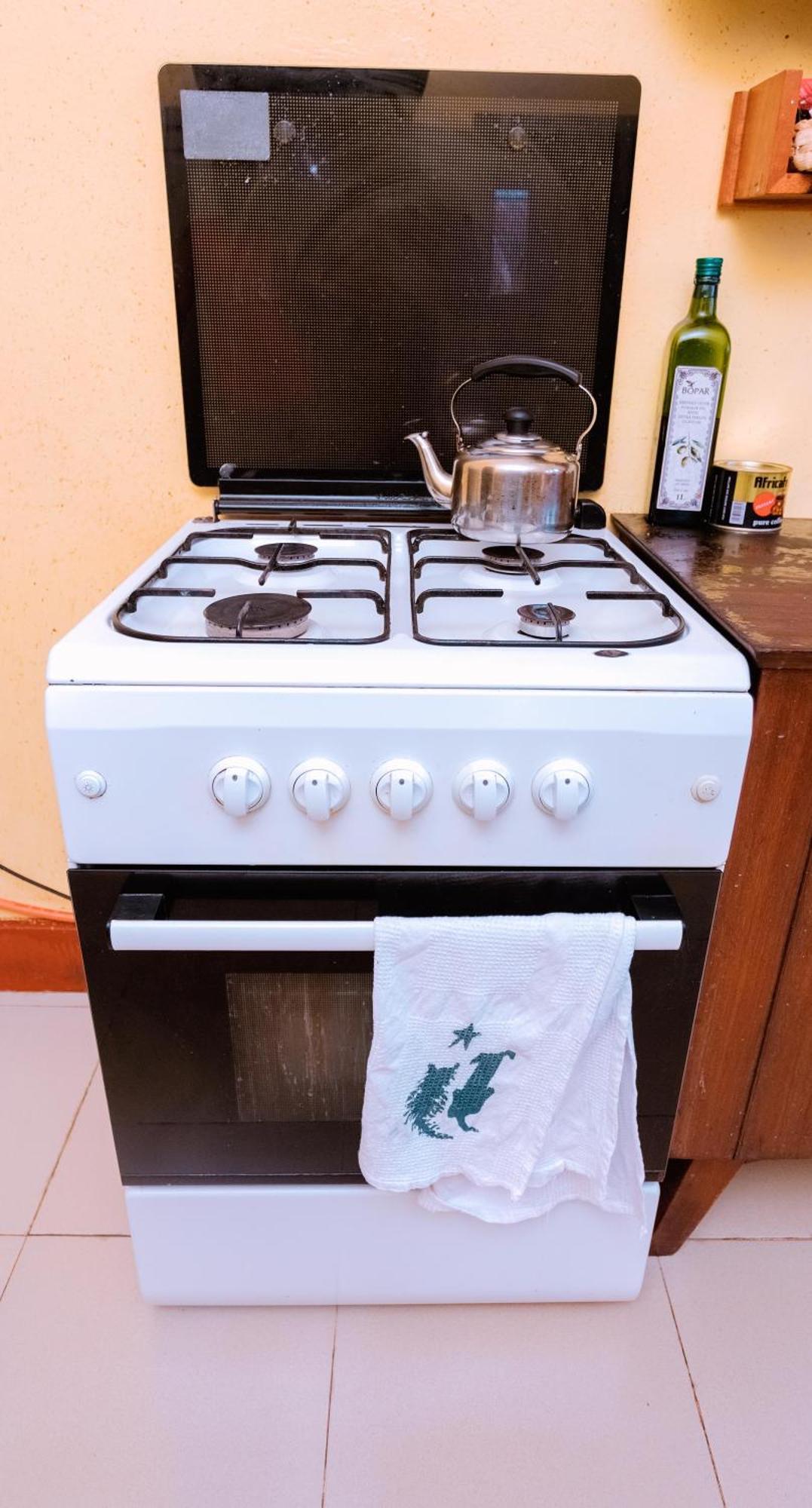Faraja Homestay- Seamless Comfort In The Heart Of The City - Free Wifi, Warm Hospitality, And Local Delights Await Moshi Esterno foto